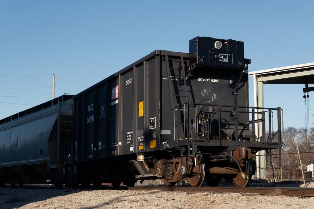 R.J. Corman to begin using Intramotev autonomous railcars